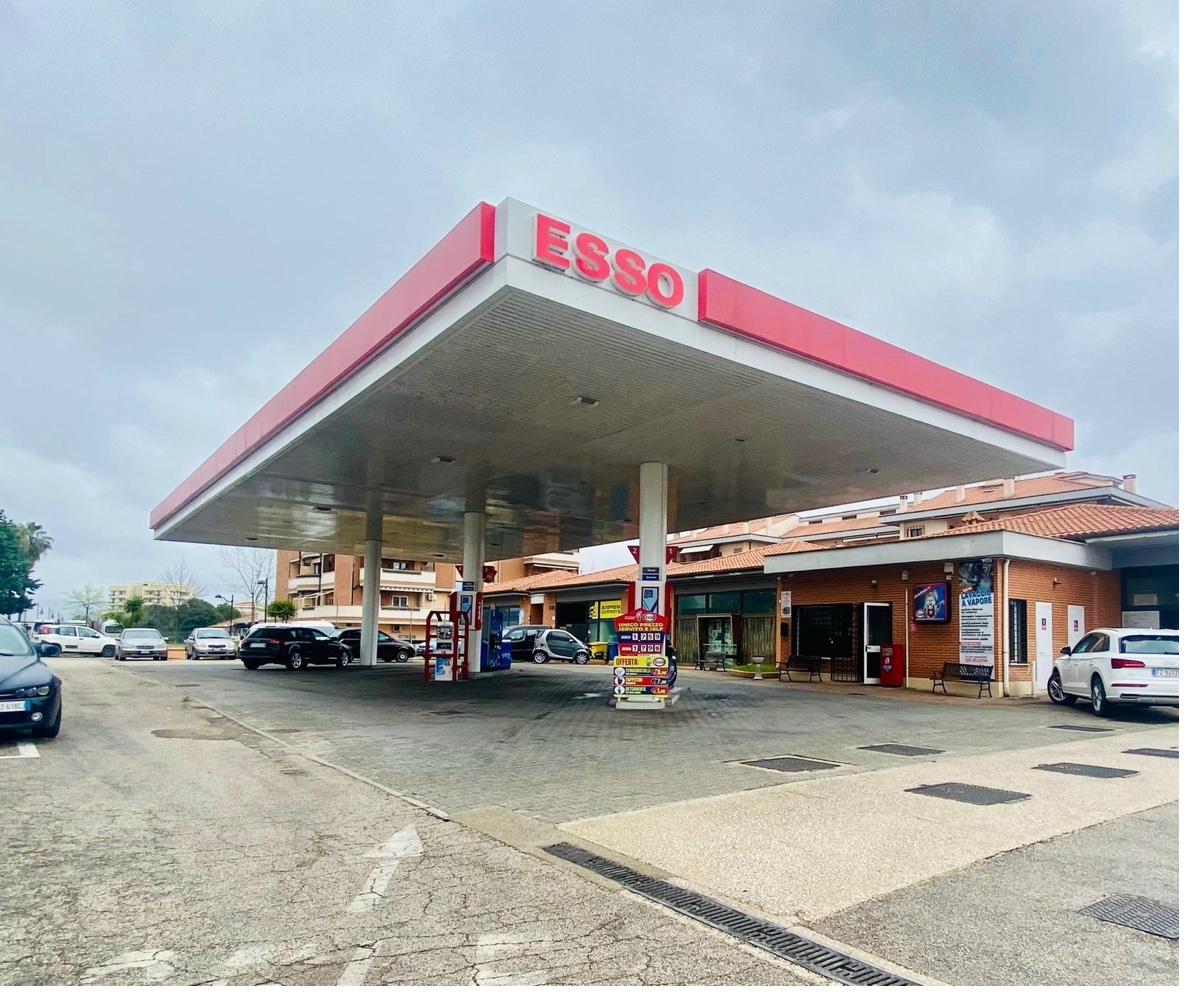 Stazione ESSO